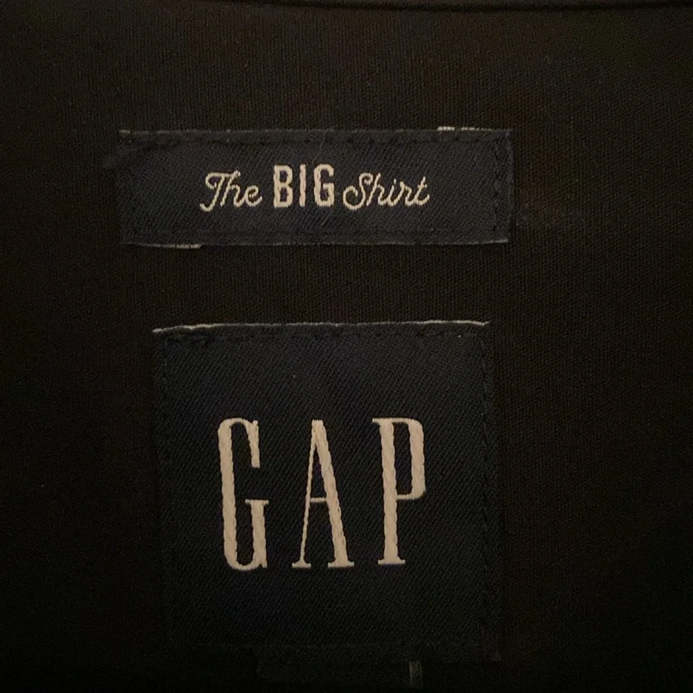 Gap The Big Shirt NWT XL Tall - Picture 2 of 3